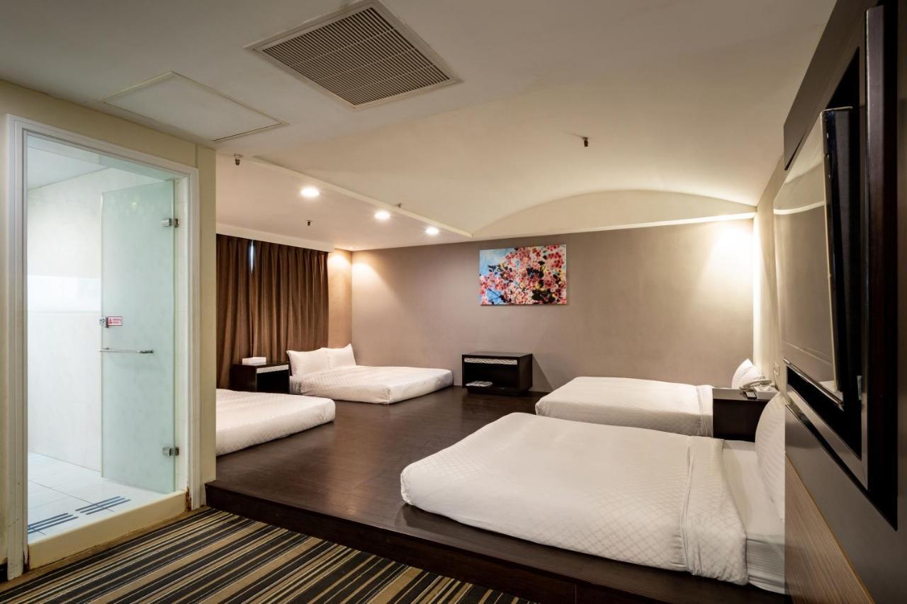 Yoyo Hotel Chiayi City Exterior photo